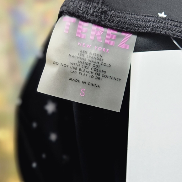 Uplift Leggings Star Print - Picture 12 of 17
